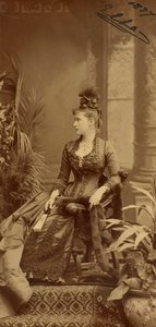 Portret van grootvorstin Elizaveta Fjodorovna (1864-1918), prinses Elizabeth van Hessen en bij Rijn, door Bergamasco, Charles (Karl) (1830-1896)