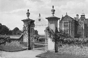De Tuinpoort door Charles Latham