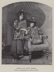 Lorina en Alice Liddell (zwart-wit foto)