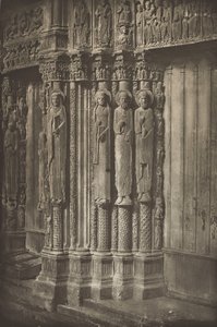 Kathedraal van Chartres. Rechter deur van het Koninklijk Portaal, westzijde, XII eeuw, voor juli 1857 (foto) door Charles Nègre