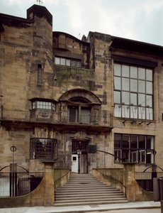 Uitzicht op de School voor Schone Kunsten, ontworpen door architect Charles Rennie Mackintosh door Charles Rennie Mackintosh