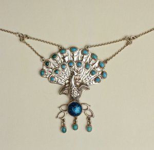 Ketting, ca.1913 door Charles Robert Ashbee