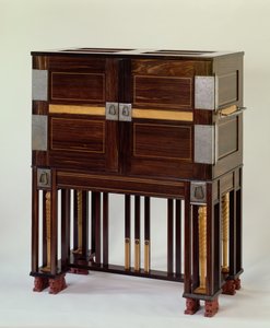 Schrijfkabinet, kleurenplaat VI uit C.R. Ashbee door Alan Crawford, Yale 1985
