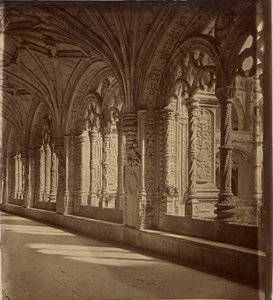 [Gewelfde gang, Belem]. door Charles Thurston Thompson