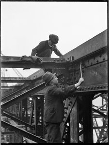 Sloop van de Waterloo-brug, Lambeth, Greater London Authority, 1936 door Charles William Prickett