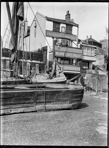 Prospect of Whitby, Wapping Wall, Wapping, Tower Hamlets, Greater London Authority, 1930s
