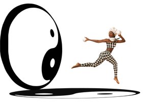 Harlequin Yin Yang Balance door Christine von Diepenbroek