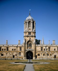 Uitzicht op de koepel van Christ Church College ontworpen door architect Christopher Wren (1632-1723) Universiteit van Oxford, Engeland
