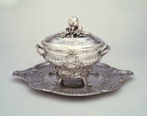 Terrine op standaard door Claude Hyacinthe Nicolas Souchet