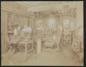 Dressler & Co. filmstudio met werkende mannen, New York door Company Byron