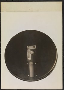 Feaster Film Feed Machine voor fonograafplaten, uitgesneden of gemaskeerd om een lege achtergrond te produceren