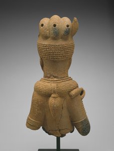 Hoofd en torso van een vrouwelijke figuur, Jos Plateau regio, Nigeria, 500 v.Chr.-200 n.Chr. (aardewerk) door Culture Nok