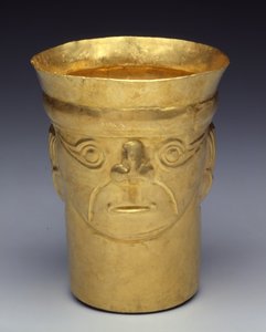 Dubbelzijdige beker, 900-1100 door Culture Sicán
