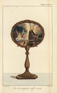 Een doorschijnend tafelscherm versierd met een schilderij van een brandend dorp door D. Sluyter