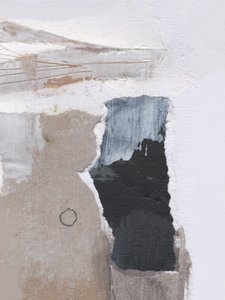 672