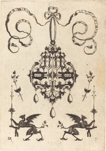 Grote Hanger, Onder Links en Rechts Twee Griffioenen die Fantasie Kandelaren Dragen door Daniel Mignot