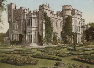 Kasteel van Hawarden, ca. 1900 (fotomechanische afdruk)
