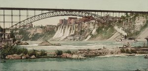Niagara, molens en Grand Trunk Bridge, ca. 1900 door Detroit Publishing Co.