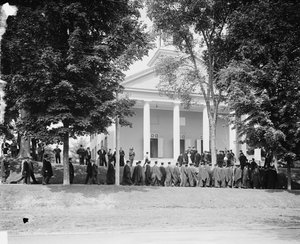 Senioren marcheren naar college, Amherst College, ca. 1908 door Detroit Publishing Co.