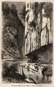 Het jaagpad aan de oevers van de Donau, uitgehouwen in de rotswand, ook wel het pad van Trajanus (53-117, Romeins keizer) genoemd, dat hij liet aanleggen voor zijn expeditie tegen de Daciërs ten noorden van de Donau (100-103)