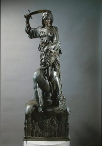 Judith en Holofernes. Bronzen beeldhouwwerk door Donatello