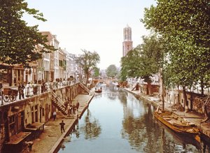 Uitzicht op de Oudegracht in Utrecht, 1890-1900 door Dutch Photographer
