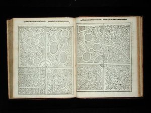 Franse stijl parterres, uit 