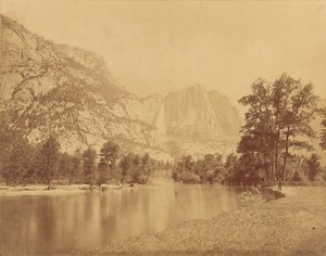 Watervallen van de Yosemite. (Grote grizzlybeer.) 2600 voet waterval.