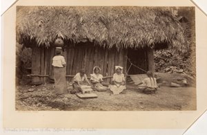 Huishoudelijke bezigheden van de koffieplukkers, Las Nubes, Guatemala