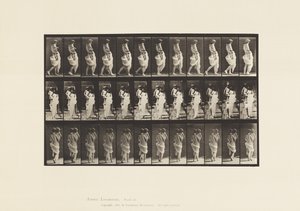 Lopen, kind dragen door Eadweard Muybridge