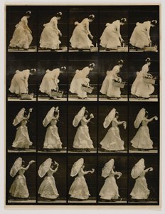 Vrouw die een mand optilt en met een zakdoek zwaait, uit het boek Animal Locomotion door Eadweard Muybridge