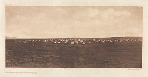 Portfolio VI, Plaat 192: Zon Dance Kamp--Piegan door Edward S. Curtis