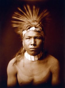 Zwart haar, indiaan, ca. 1905, foto Edward S. Curtis door Edward Sheriff Curtis