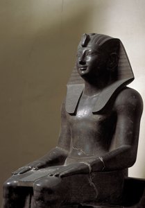 Egyptische antiquiteit: beeld van basaniet die de heerser Thutmosis (Tuthmosis of Thutmus) III (1479-1425 v.Chr.), Egyptische farao, voorstelt. Dim. 192 cm. 18e dynastie