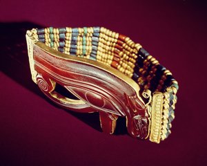 Flexibele kralenarmband, uit het Graf van Toetanchamon