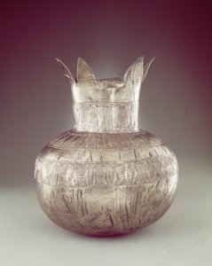 Granaatappelvaas, uit het graf van Toetanchamon, Nieuwe Koninkrijk (zilver of electrum) door Egyptian 18th Dynasty