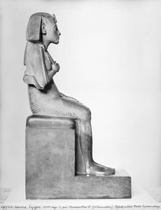 Zittend beeld van Amenophis IV (Achnaton), Nieuwe Rijk, c.1375-1354 v.Chr. (steatiet)