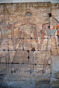 Egyptische oudheid: detail van de lage reliëfs van de tempel van Sethi I in Abydos door Egyptian 19th Dynasty