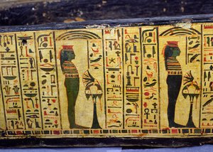 Detail van de buitenste kistbasis van de mummie van Nesyamun, mogelijk gevonden in Deir El-Bahri, Nieuwe Koninkrijk, ca. 1100 v.Chr.