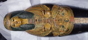Binnenste deksel van de mummie van Nesyamun, mogelijk gevonden in Deir El-Bahri, Nieuwe Koninkrijk, ca. 1100 v.Chr. (detail) door Egyptian 20th Dynasty