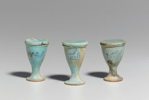Drie bekers, 664-30 v.Chr., Late - Ptolemaeïsche Periode door Egyptian 26th Dynasty