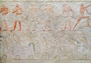 Reliëf dat mensen toont die voedseloffers dragen, uit de Mastaba van Akhethotep, Oude Rijk, ca. 2400 v.Chr. (geschilderd kalksteen)