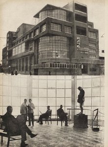 De Zuyev Arbeidersclub in Moskou. Illustratie uit USSR Bouwt Socialisme, 1933
