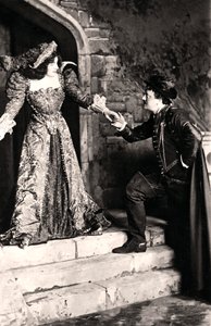 Julia Neilson en Fred Terry in een scène uit Dorothy O The Hall door Ellis and Walery