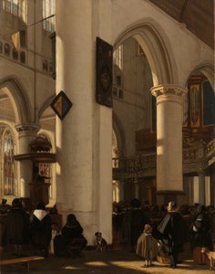 Interieur van een protestantse gotische kerk tijdens een dienst
