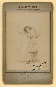 A Gaiety Girl - Decima Moore door English Photographer