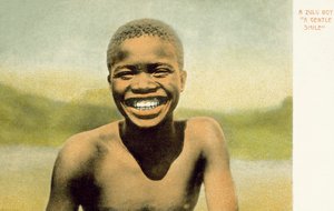 Een Zulu jongen, een zachte glimlach door English Photographer