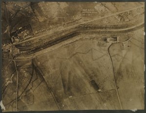 Luchtfoto met loopgraven uit de Eerste Wereldoorlog, 1918