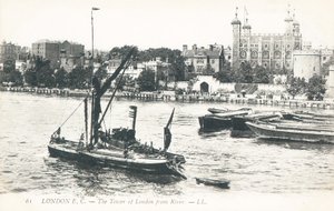 Boten op de rivier de Theems met de Tower of London op de achtergrond door English Photographer