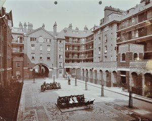 Bourne Estate: Laney Buildings, Londen